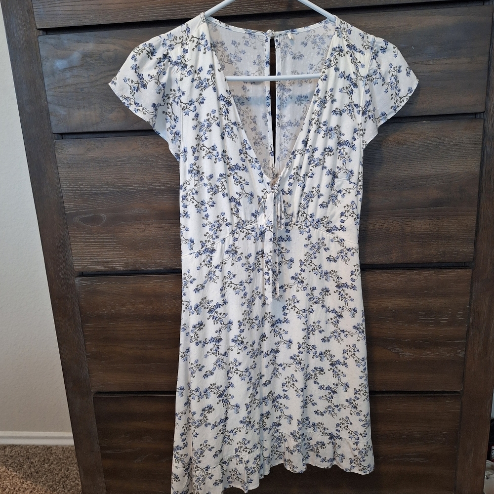 Abercombie Floral V-Neck Dress